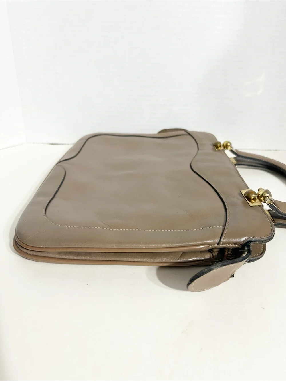 Vintage Etienne Aigner Beige Leather Satchel Handbag Gold Hardware Structured
